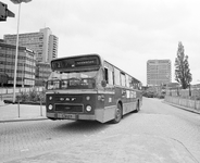 881040 Afbeelding van de DAF/Hainje autobus nr. 171 (standaardbus serie 171-190) van het G.V.U. op lijn 2 naar ...